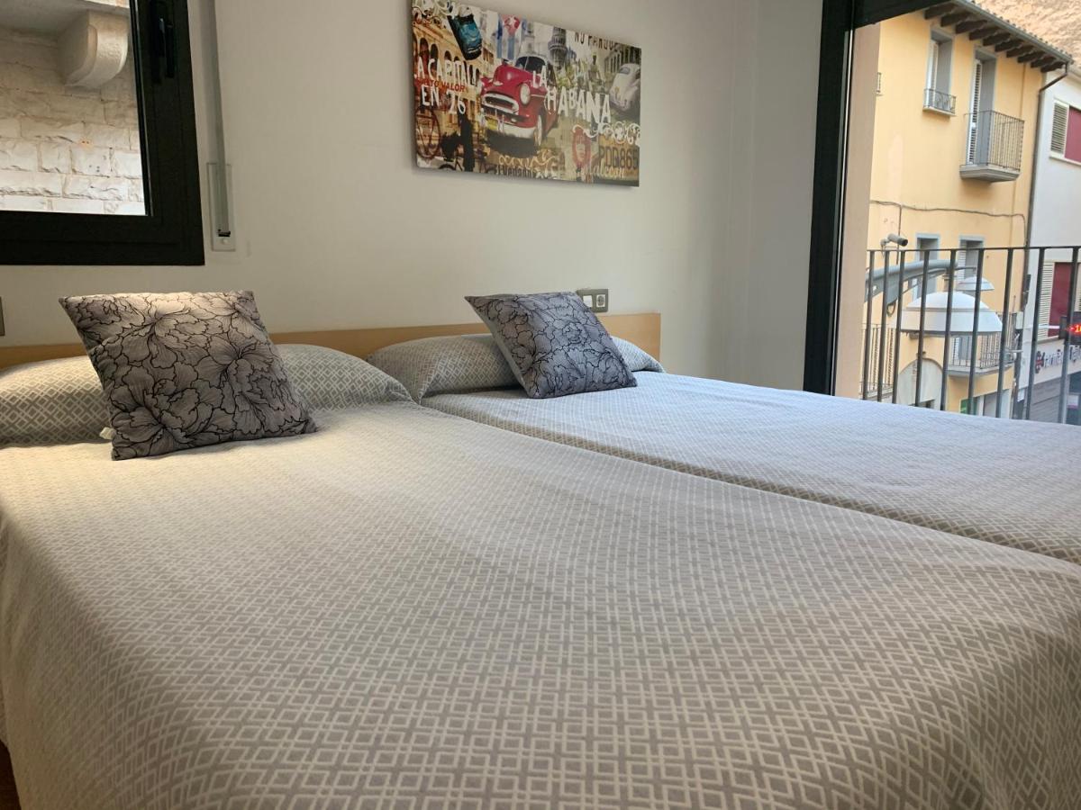 Apartament Centre Historic A Olot Apartment Luaran gambar