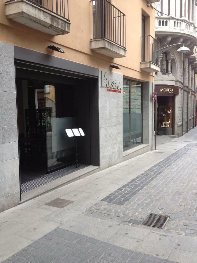 Apartament Centre Historic A Olot Apartment Luaran gambar