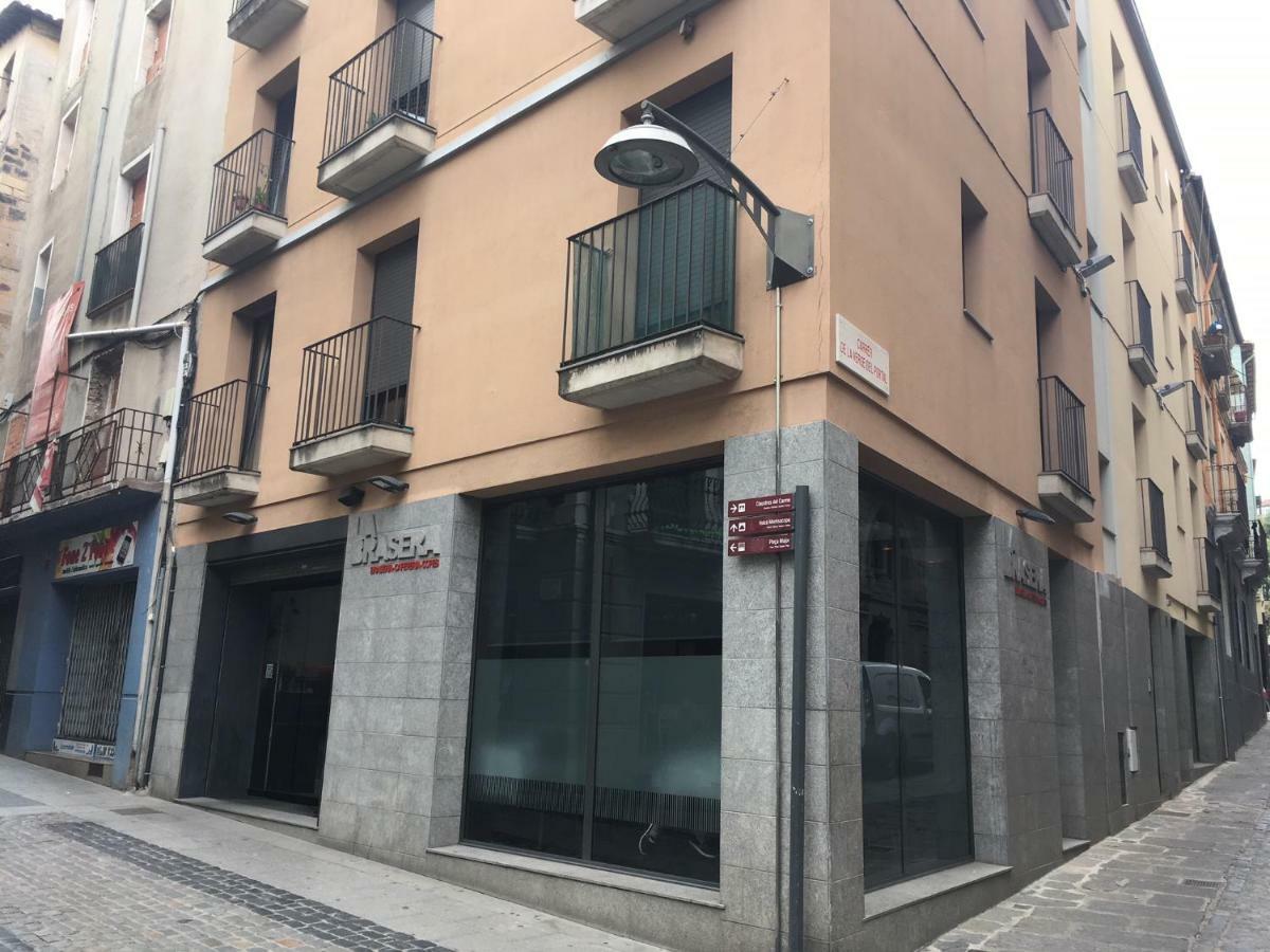 Apartament Centre Historic A Olot Apartment Luaran gambar